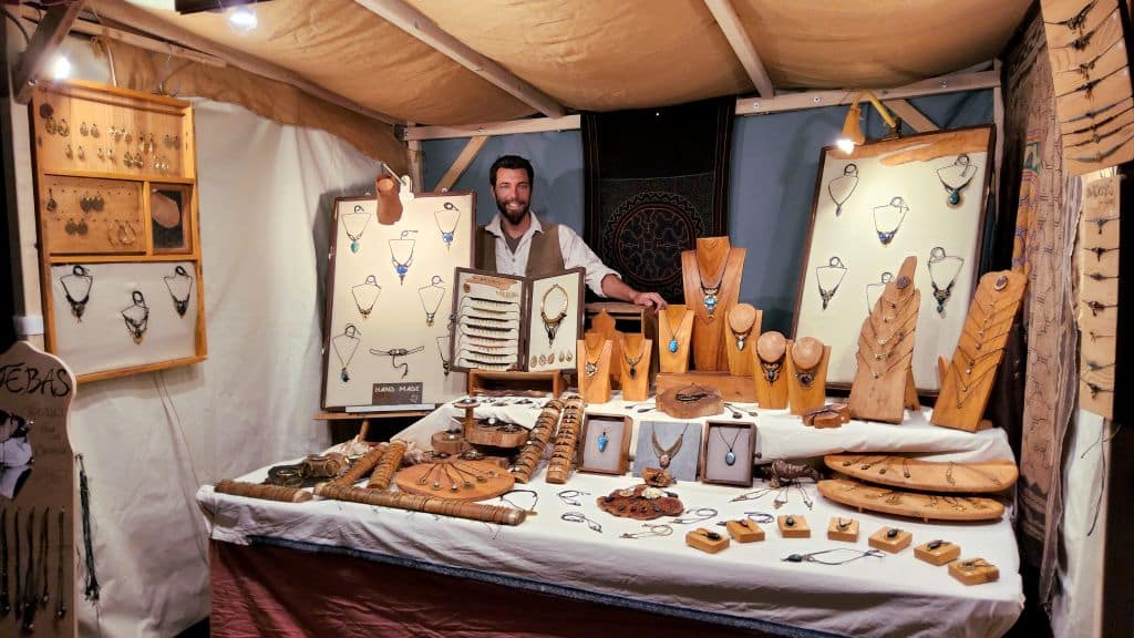 04- Stand Les Bijoux de la Vagalumi - nocturne 04- Stand Les Bijoux de la Vagalumi - nocturne